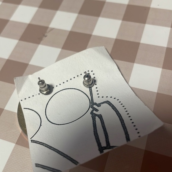 VTG Pierced Earrings - Picture 3 of 3